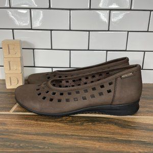 Mephisto Francia Women's Size 7 Shoes Brown Nubuck Air Jet Slip On Cut Out Flats
